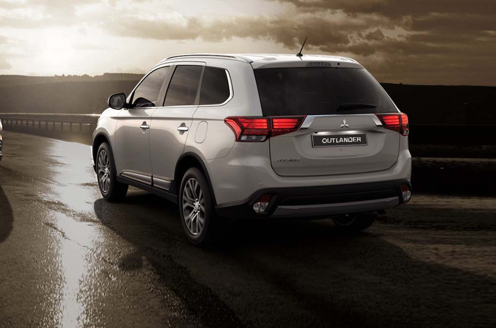 New Mitsubishi Outlander Left Hand Drive photo: Back view image