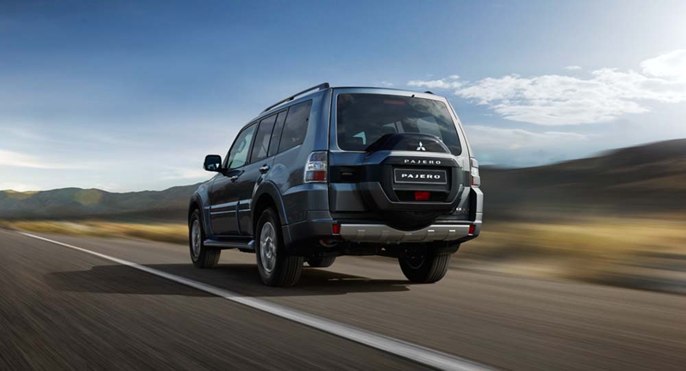 New Mitsubishi Pajero Left Hand Drive photo: Back view image