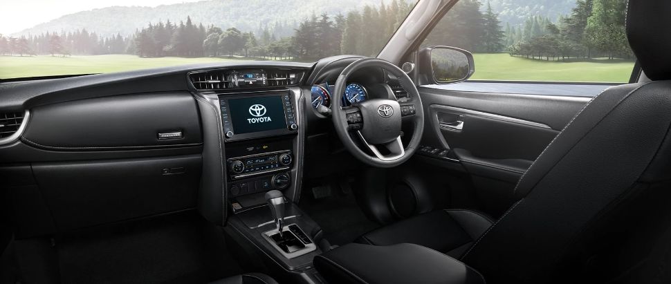 New Toyota Fortuner photo: Interior view image