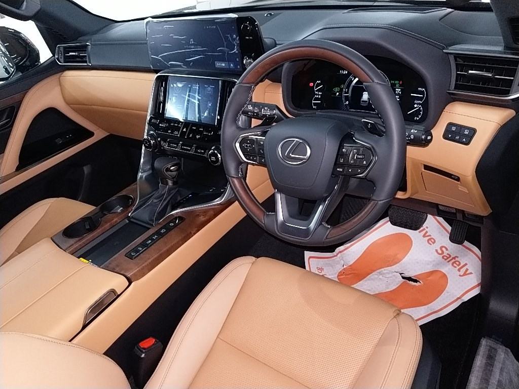 Lexus LX600, Black color and Hazel interior picture: Cockpit view image