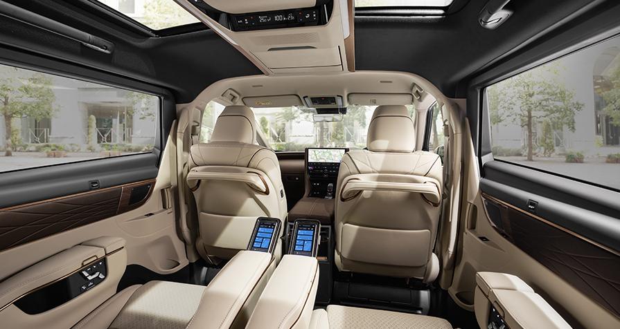 New Toyota Alphard Executive Lounge photo: Interior view image (Beige)