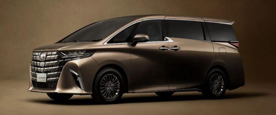 New Toyota Alphard Executive Lounge photo: Side view image