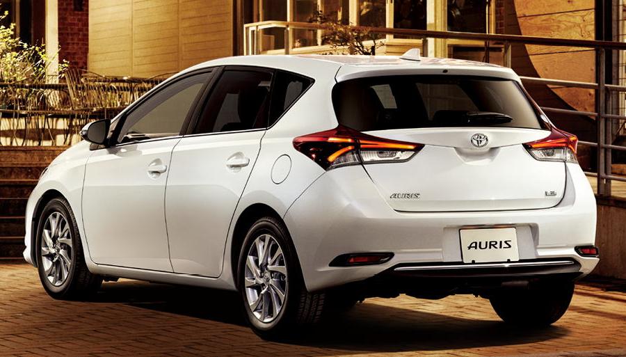 New Toyota Auris Picture: back view