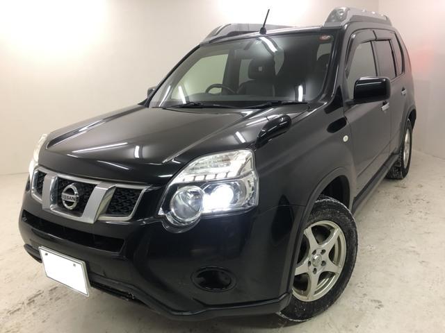 Used Nissan X-Trail 2012 Model Black color photo:  Front view image