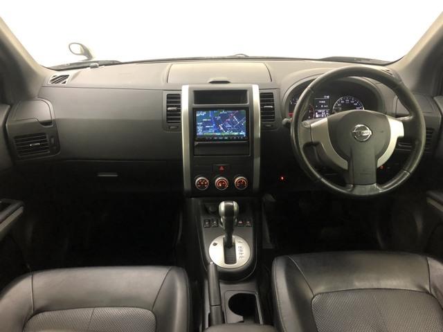 Used Nissan X-Trail 2012 Model Black color photo:  Interior view image