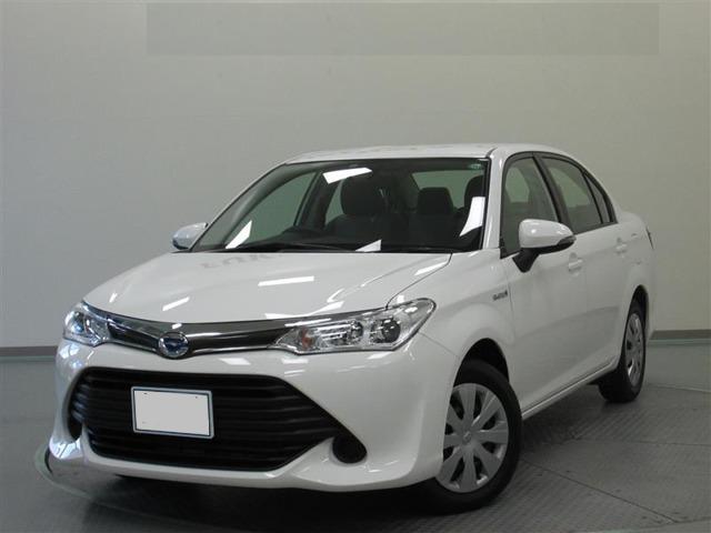 Toyota Corolla Axio Hybrid used car 2016 model White Pearl color photo: Front view