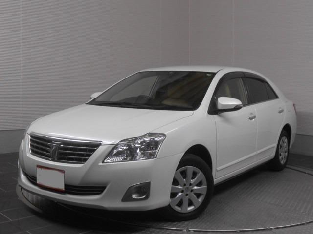 Used Toyota Premio White Pearl body color 2014 model photo: Front view