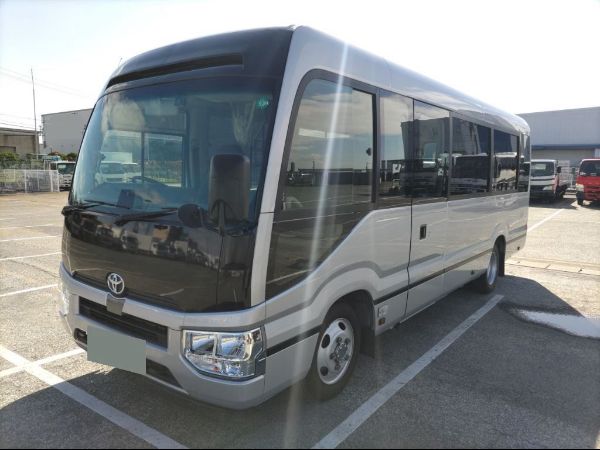 Stock No. BT1041 Used Toyota Coaster Bus 2021 Model photo: Front view image (front picture)
